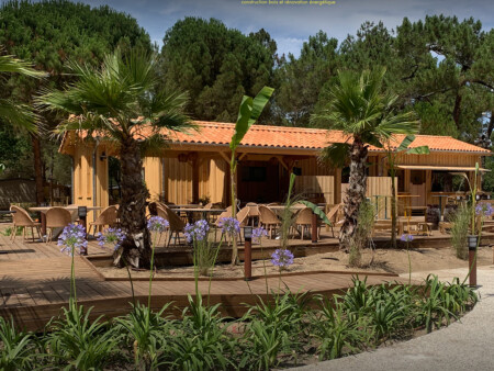 pose bardage terrasse camping Yukadi La Palmyre 17