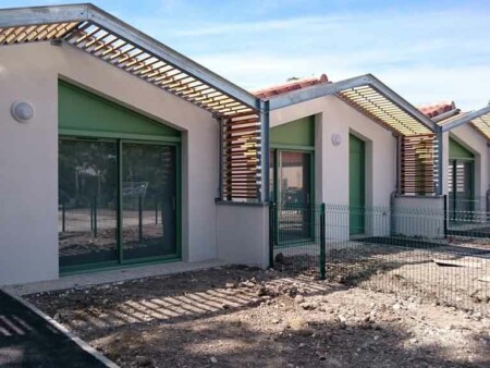 vivanbois 4 logements à smornac sur seudre menuiserie aluminium charpente et pergola bois exotique