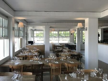 amenagement table restaurant chez bob Saint palais sur mer 17420