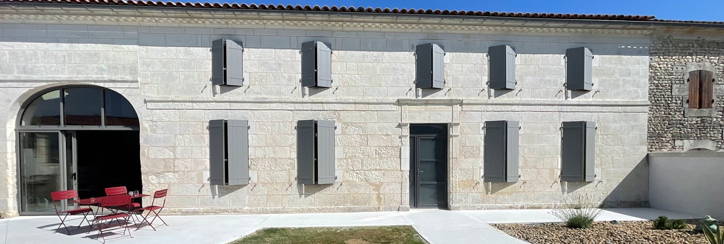 changement menuiseries maison maitre Charente Maritime
