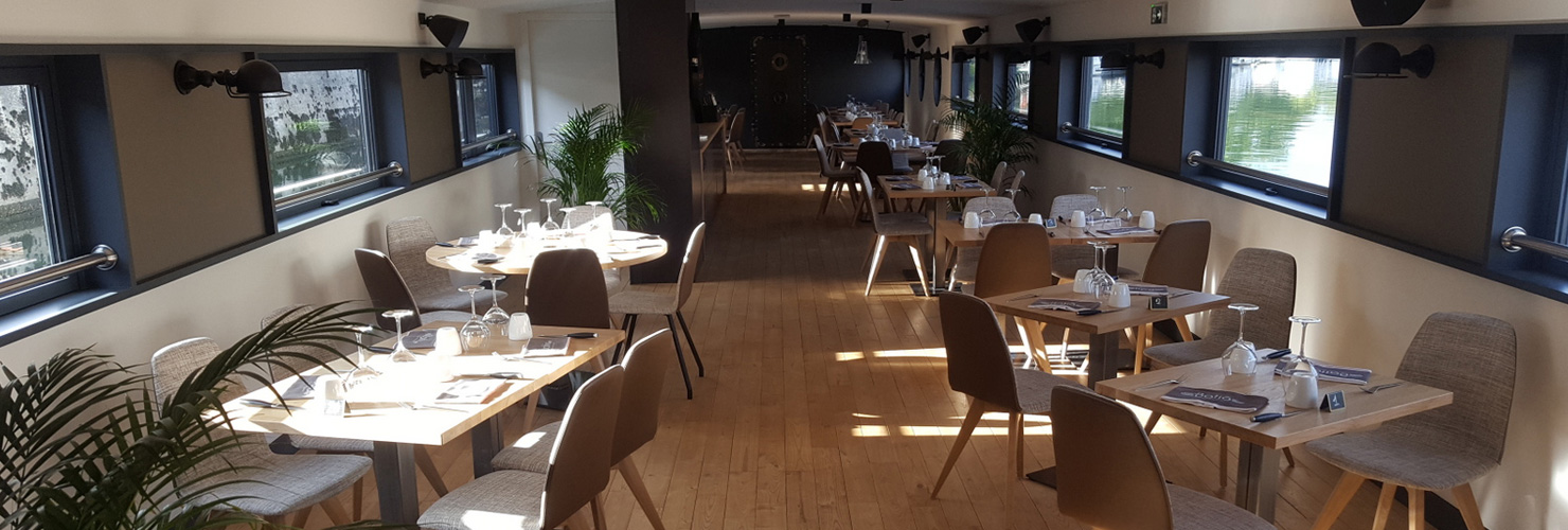 vivanbois menuiserie intérieure pose parquet chataignier restaurant le batia saintes vivanbois menuiserie intérieure pose parquet chataignier restaurant le batia saintes