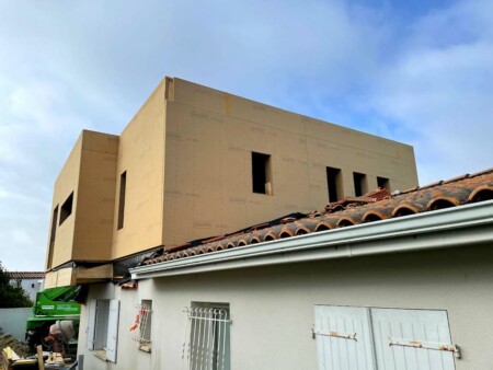 chantier surelevation maison structure bois charente maritime