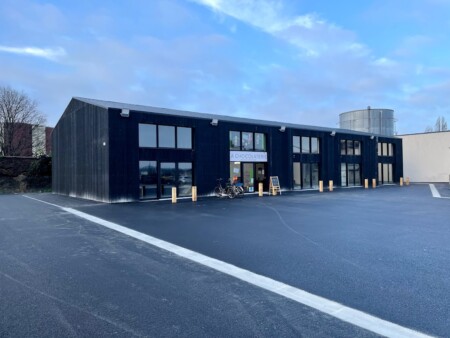 construction batiment commerce la chocolaterie gemozac 17