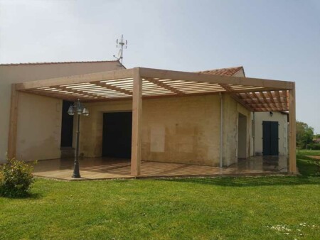 vue pegola bois Douglas installee 17500 Jonzac