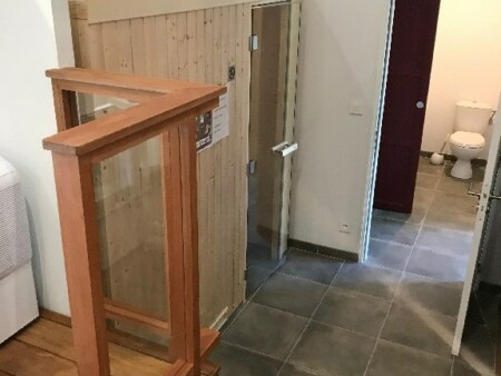 pose escalier rambarde sauna renovation chambres d'hôtes 17