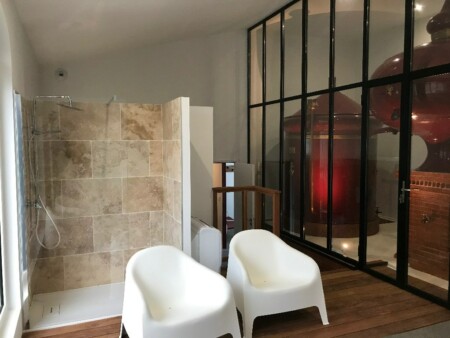 pose salle bain vitrage chai renovation chambres d'hôtes 17