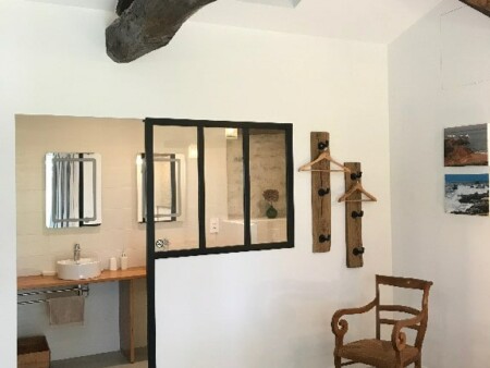 pose vitrage salle d eau chambres d'hôtes 17