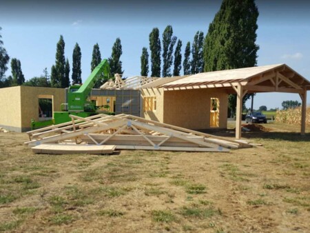 pose charpente maison bois 17