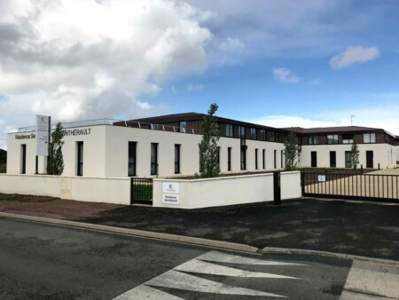 construction residence senior 17250 trizay