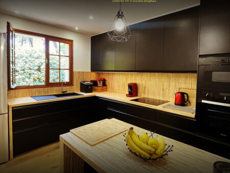 pose cuisine bois maison la palmyre 17570