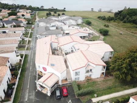 Pose toiture ensemble immobilier résidence de la presqu'ile fouras