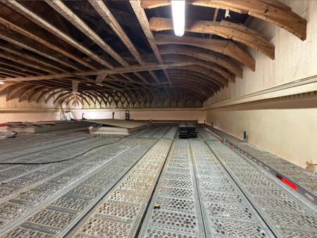 chantier pose faux plafond temple Gémozac