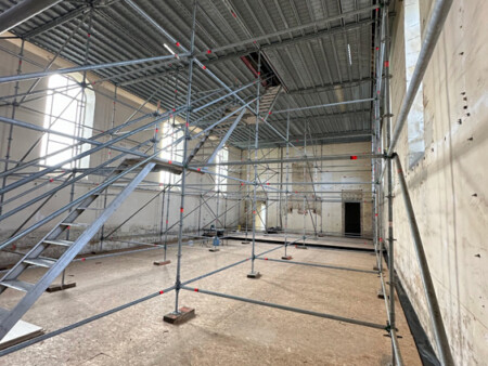 installation échafaudage rénovation charpente temple Gémozac